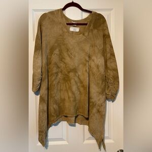 Oh My Gauze Sharkbite Tie-dye Tunic Top. Size 2